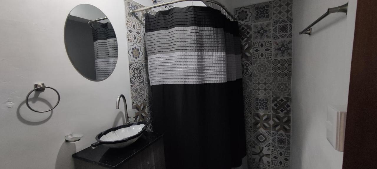 Albergue Leveli Coliving Guadalajara Exterior foto